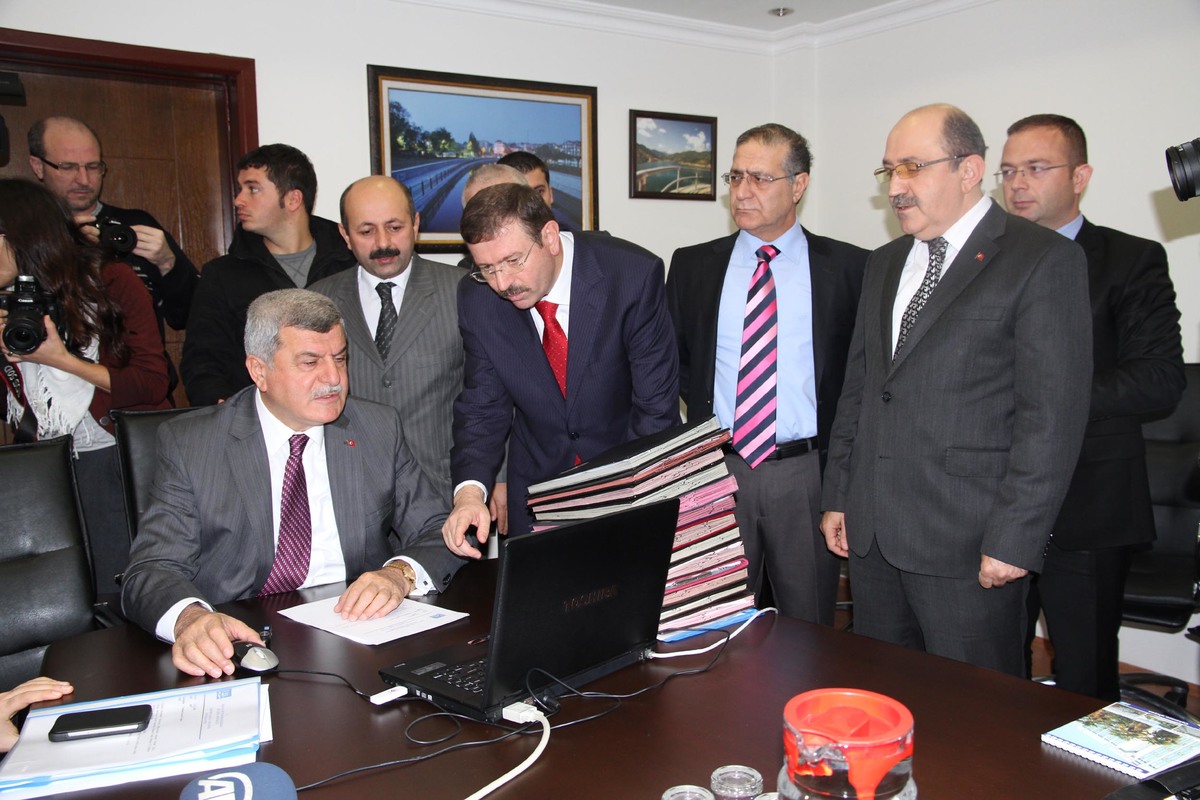 ELEKTRONİK BELGE YÖNETİM SİSTEMİ (EBYS) VE E-İMZA