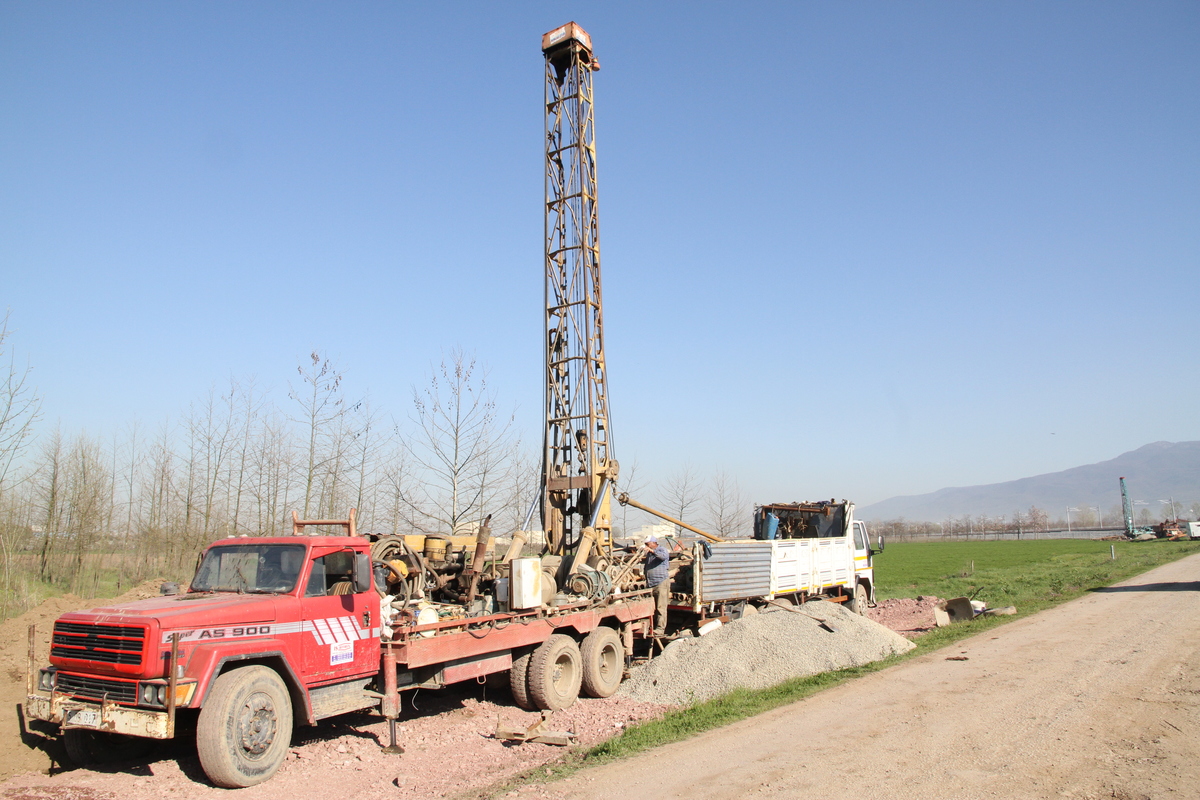 Derin Su Kuyuları:105 adet