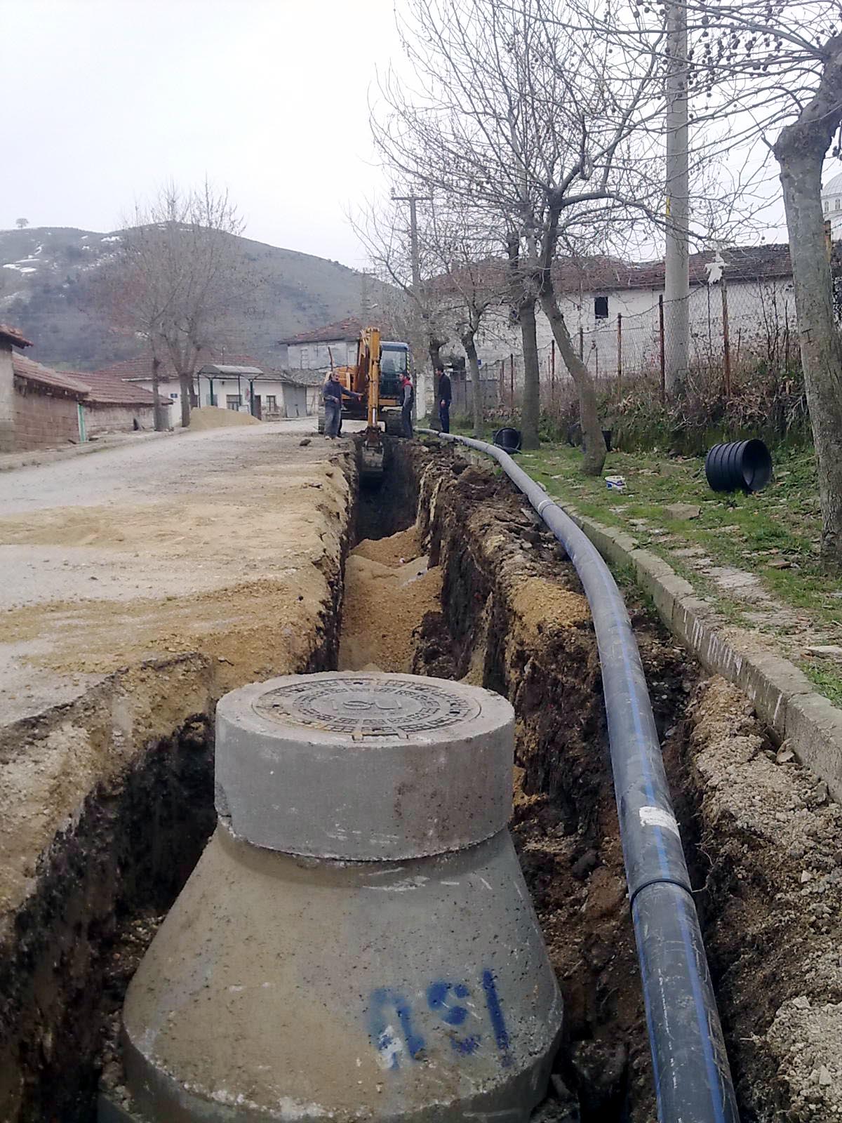 KARAMÜRSEL KIZDERBENT MODERN ALTYAPIYA KAVUŞTU