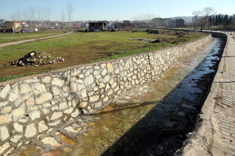 KANDIRA´DA SELCE, DOMBAY VE NAMAZGAH DERELERİ ISLAH EDİLDİ