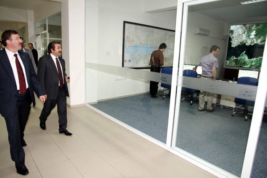 İSU VE KARAYOLLARI İZMİT KÖRFEZ GEÇİŞ KÖPRÜSÜ PROJESİ İÇİN BİRARAYA GELDİ.
