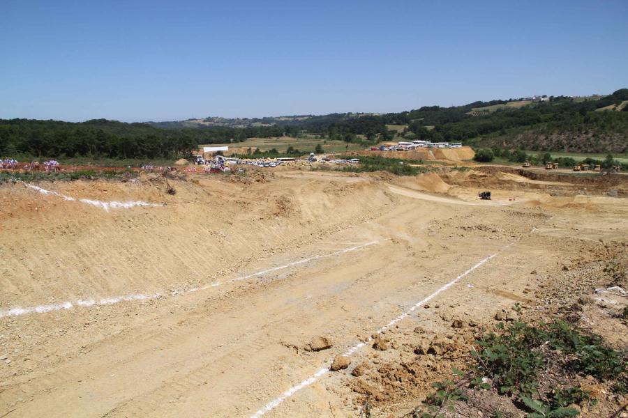 NAMAZGAH BARAJI TEMELLERİ ATILDI