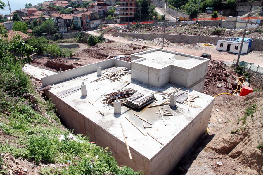 İZMİT´İN YÜKSEK KESİMLERİNE 9 MİLYON 394 BİN TL YATIRIM