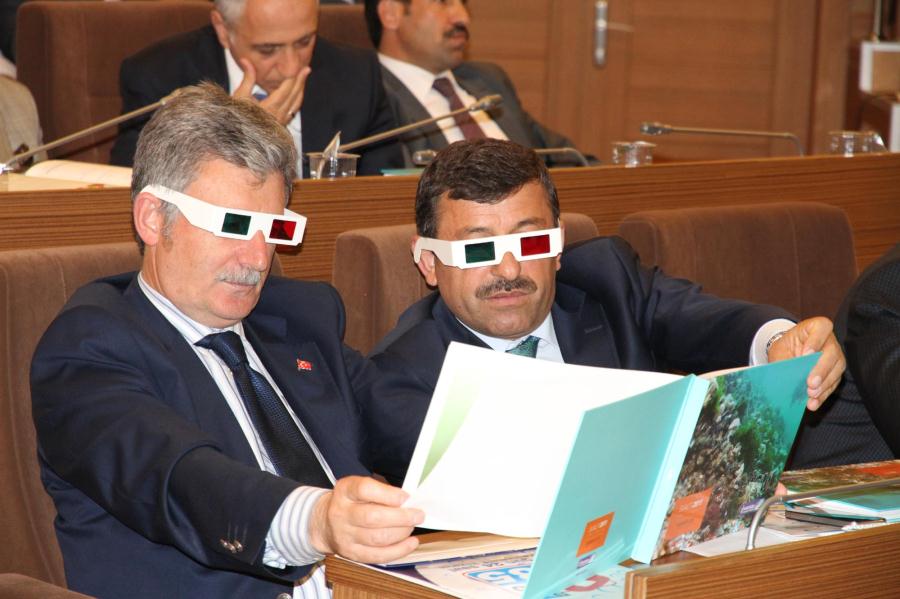 ONLİNE VE ÜÇ BOYUTLU GENEL KURUL