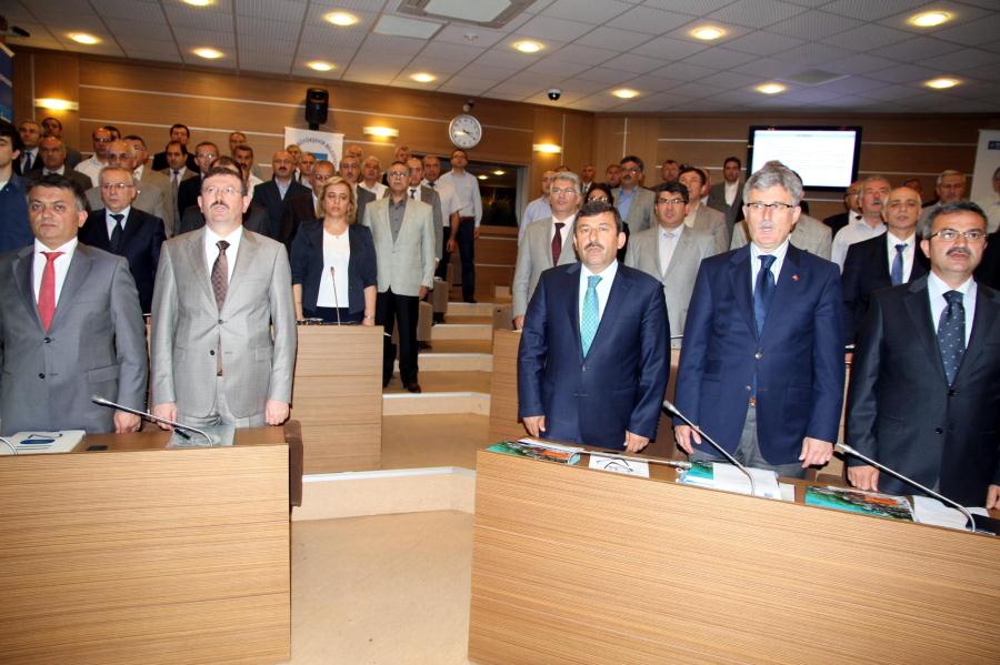 ONLİNE VE ÜÇ BOYUTLU GENEL KURUL