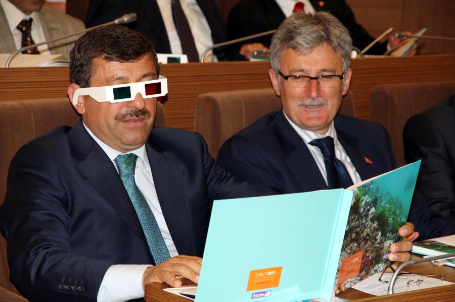 ONLİNE VE ÜÇ BOYUTLU GENEL KURUL