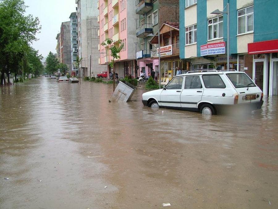  KOLLEKTÖR HATTINDA 5 POMPA İLK KEZ DEVRE DE