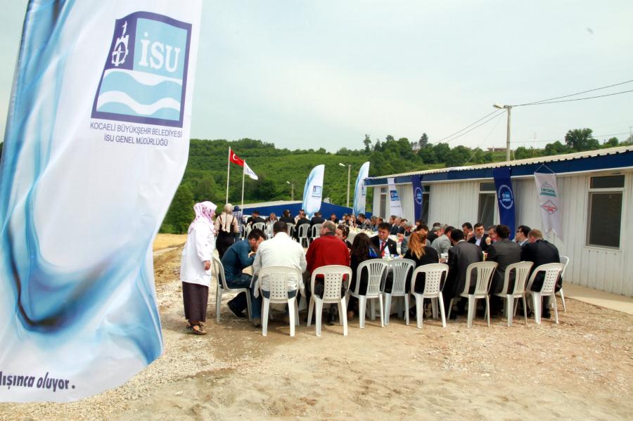 AK PARTİ İL YÖNETİMİ, KANDIRA NAMAZGAH BARAJI’NI YERİNDE İNCELEDİ.