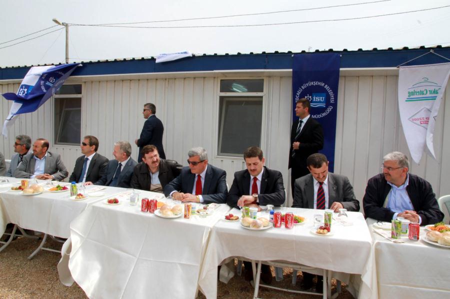 AK PARTİ İL YÖNETİMİ, KANDIRA NAMAZGAH BARAJI’NI YERİNDE İNCELEDİ.