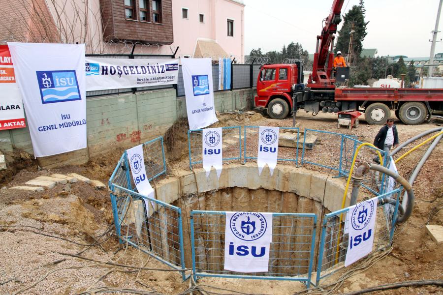 DARICA SAHİLLERİNİ ATIKSULARDAN KURTARACAK MİKRO TÜNEL İNŞAATA BAŞLANDI