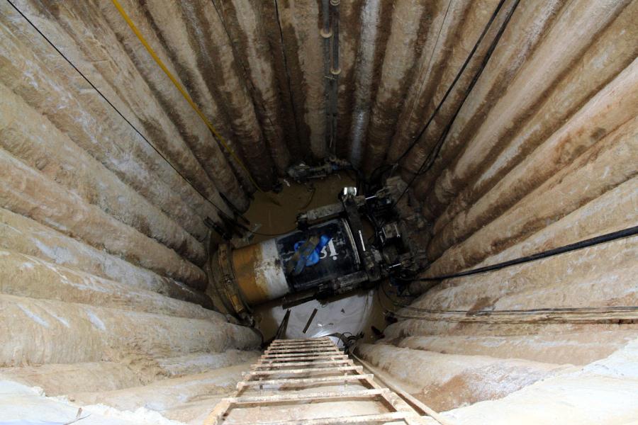 DARICA SAHİLLERİNİ ATIKSULARDAN KURTARACAK MİKRO TÜNEL İNŞAATA BAŞLANDI