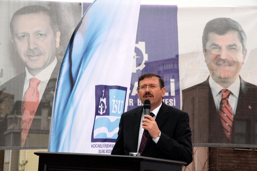 DARICA SAHİLLERİNİ ATIKSULARDAN KURTARACAK MİKRO TÜNEL İNŞAATA BAŞLANDI