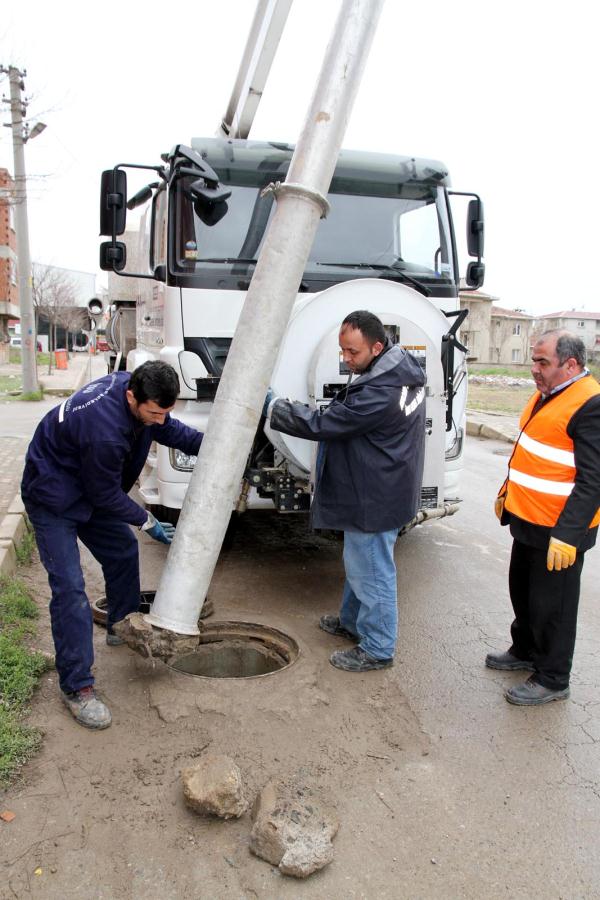 RÖGARLARDAN ÇIKAN MALZEMELER ŞAŞIRTIYOR 