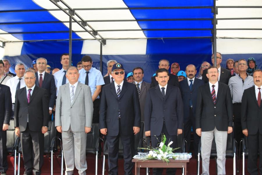 KÖYLERDE TÜRKİYE´YE ÖRNEK PROJELER YAPILIYOR