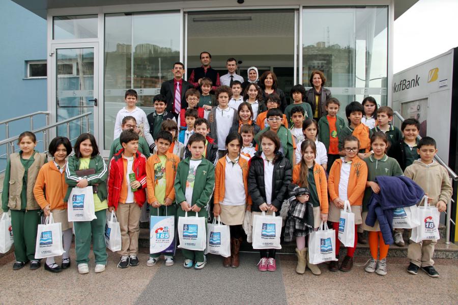 İSU TEKNOLOJİ ÜSLERİ ÖĞRENCİLERİN İLGİSİNİ ÇEKİYOR