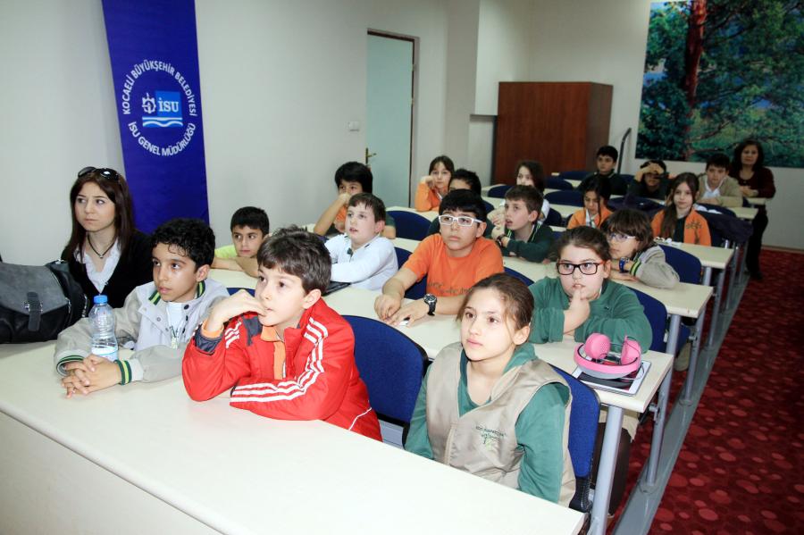 İSU TEKNOLOJİ ÜSLERİ ÖĞRENCİLERİN İLGİSİNİ ÇEKİYOR