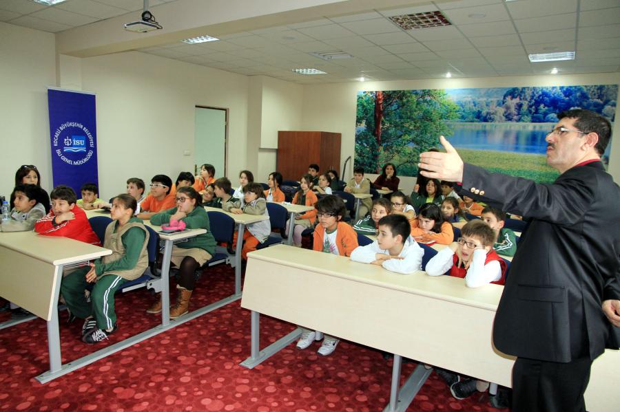 İSU TEKNOLOJİ ÜSLERİ ÖĞRENCİLERİN İLGİSİNİ ÇEKİYOR