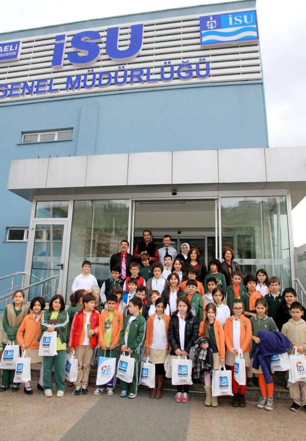 İSU TEKNOLOJİ ÜSLERİ ÖĞRENCİLERİN İLGİSİNİ ÇEKİYOR