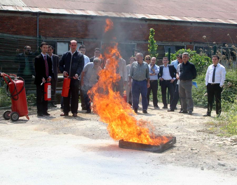 PERSONELE YANGIN EĞİTİMİ VERİLDİ