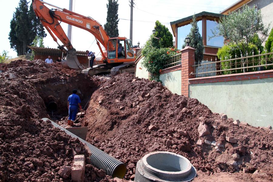 DİLOVASI TAVŞANCIL’IN SAHİLLERİ ARTIK DAHA GÜVENLİ