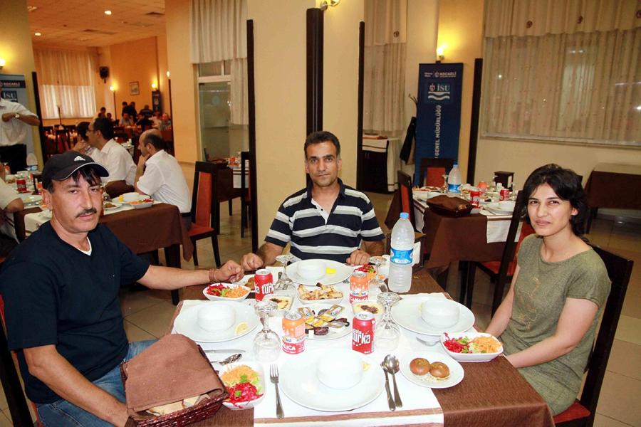 İSU, GEBZE, DARICA, DİLOVASI VE ÇAYIROVA PERSONELİNİ İFTARDA BULUŞTURDU