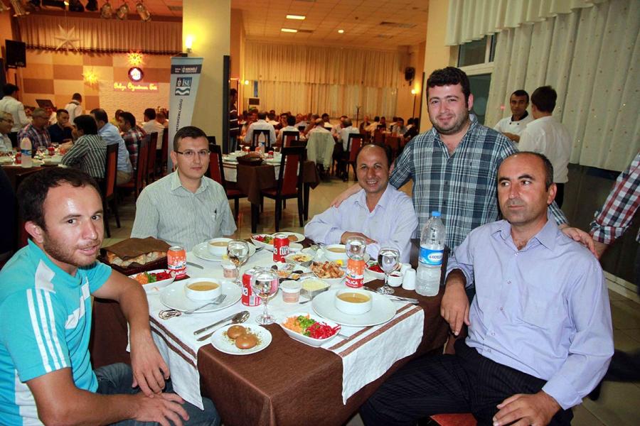 İSU, GEBZE, DARICA, DİLOVASI VE ÇAYIROVA PERSONELİNİ İFTARDA BULUŞTURDU