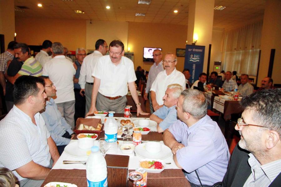 İSU, GEBZE, DARICA, DİLOVASI VE ÇAYIROVA PERSONELİNİ İFTARDA BULUŞTURDU