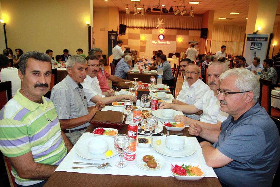 İSU, GEBZE, DARICA, DİLOVASI VE ÇAYIROVA PERSONELİNİ İFTARDA BULUŞTURDU