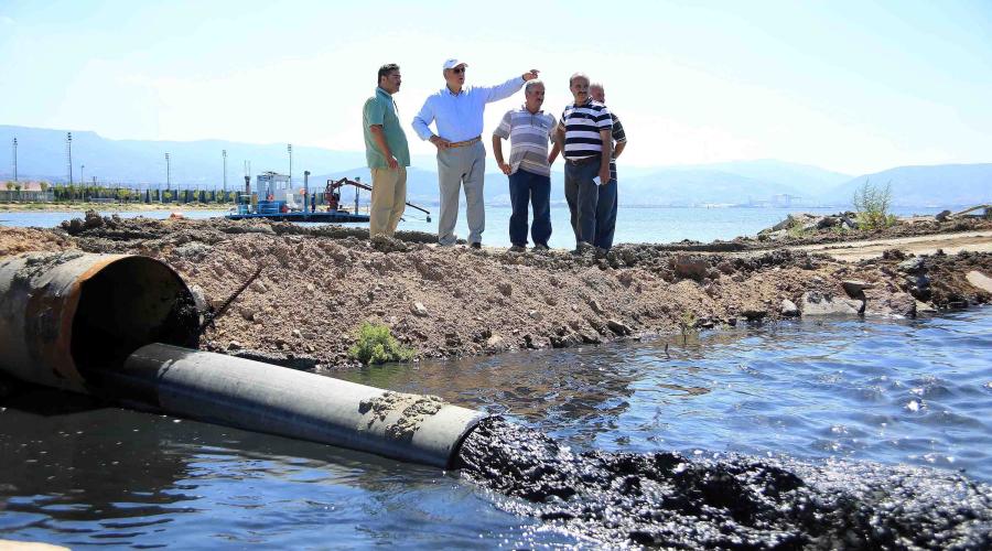 KÖRFEZ’DEN 600 BİN TON ÇAMUR TOPLANDI
