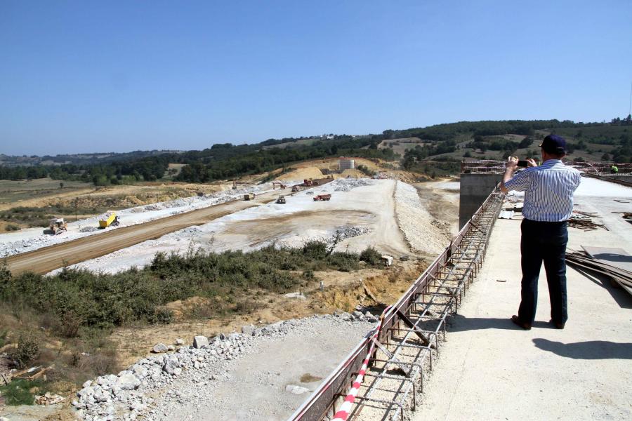 KOCAELİ MİLLETVEKİLLERİ KANDIRA’DA PROJELERİ YERİNDE İNCELEDİ