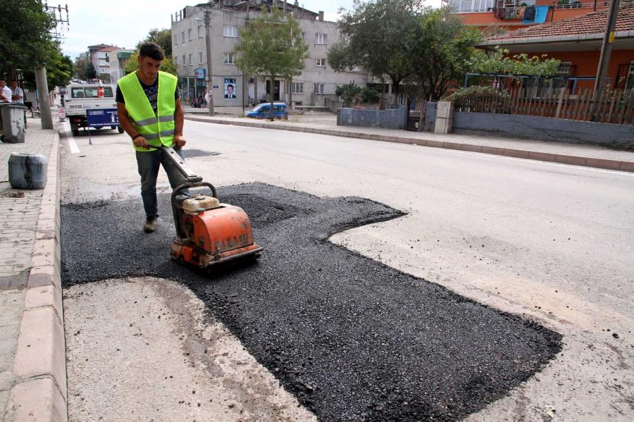 ARIZA SONRASI ASFALT TAMİRİ YAPIYORUZ