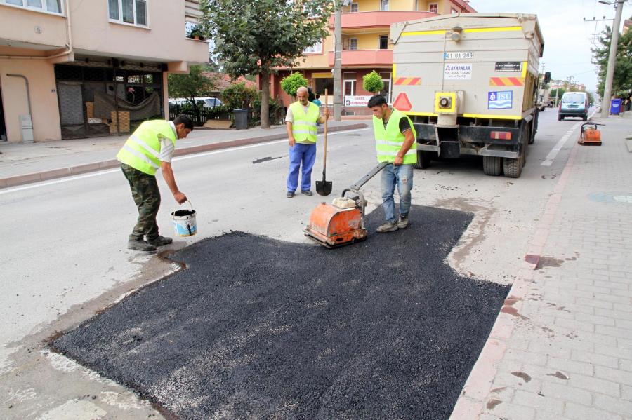 ARIZA SONRASI ASFALT TAMİRİ YAPIYORUZ