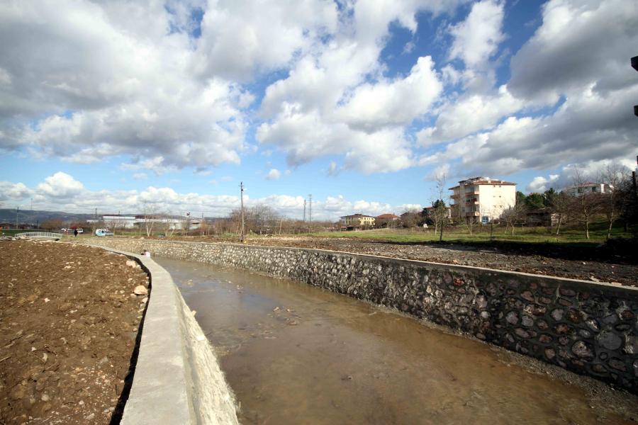 BAŞİSKELE BAHÇECİK HAMAMDERESİ ISLAH EDİLDİ