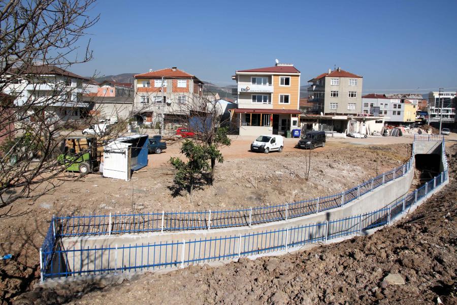 KÖRFEZ’DE  145 METRE YAĞMURSUYU MENFEZİ YAPILDI