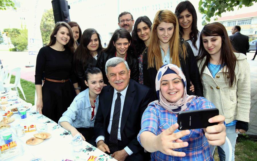 ÇALIŞANLARLA BİRLİK VE BERABERLİK YEMEĞİ