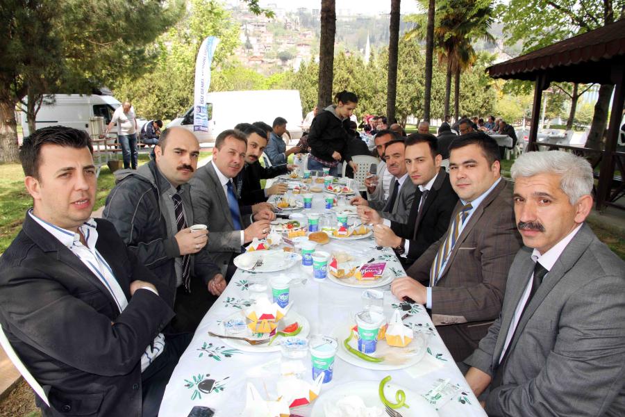 ÇALIŞANLARLA BİRLİK VE BERABERLİK YEMEĞİ