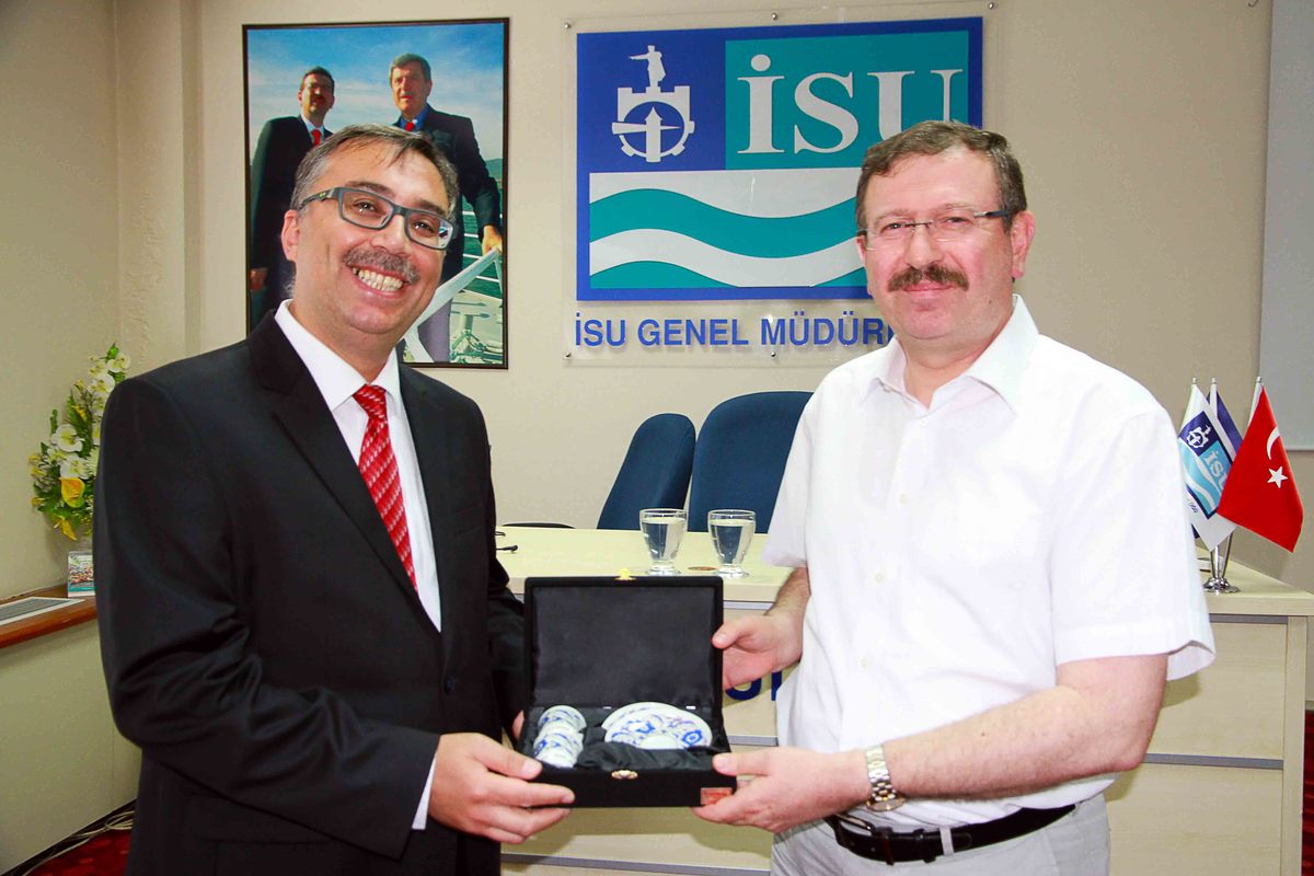 İSU YÖNETİCİLERİNE LİDERLİK SEMİNERİ