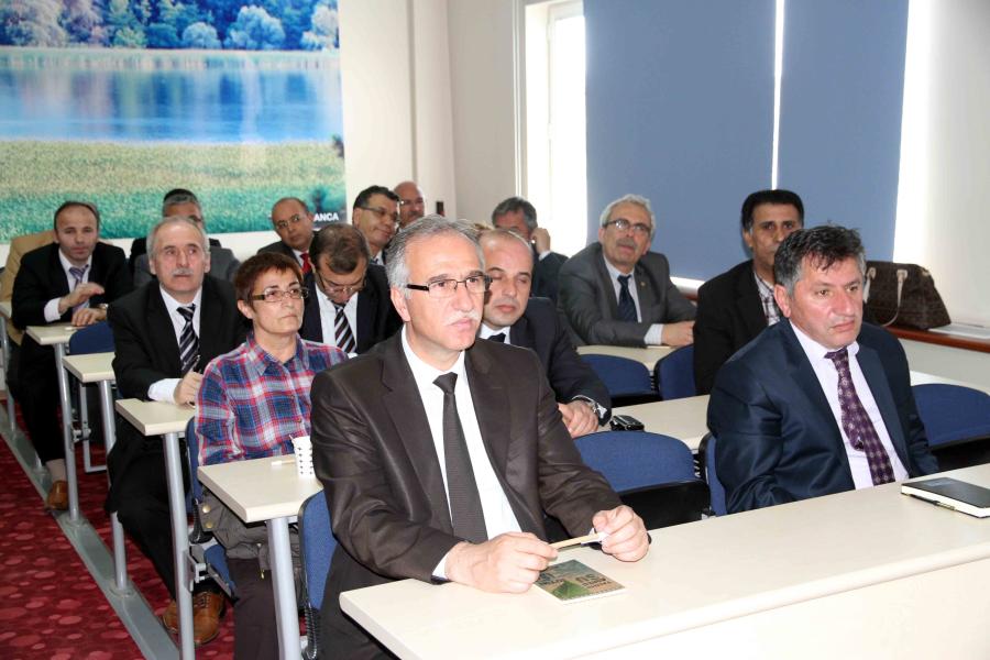 İZMİT’TEKİ LİSE MÜDÜRLERİNE  KURAKLIK VE ALINAN ÖNLEMLER ANLATILDI