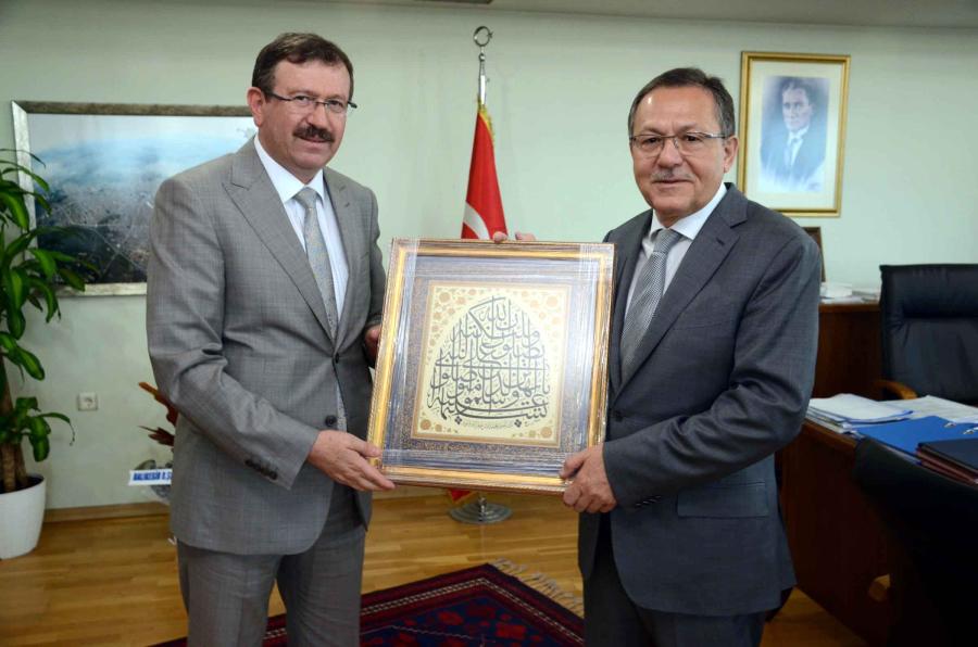 İSU YÖNETİCİLERİ BALIKESİR BÜYÜKŞEHİR BELEDİYESİ’Nİ ZİYARET ETTİ.