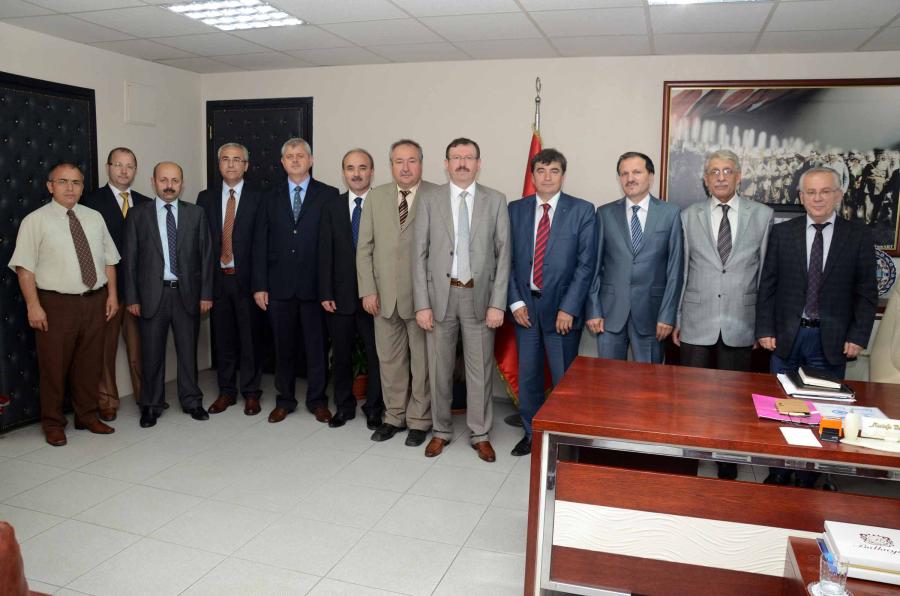 İSU YÖNETİCİLERİ BALIKESİR BÜYÜKŞEHİR BELEDİYESİ’Nİ ZİYARET ETTİ.