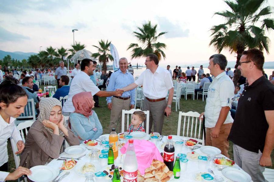 GÖLCÜK, BAŞİSKELE VE KARAMÜRSEL ŞUBE  PERSONELİ İFTARDA BULUŞTU