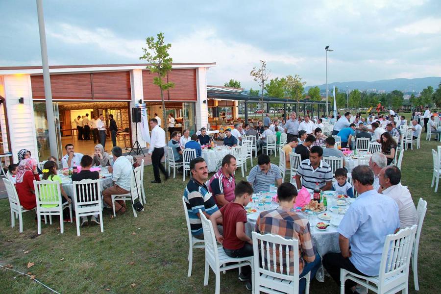 GÖLCÜK, BAŞİSKELE VE KARAMÜRSEL ŞUBE  PERSONELİ İFTARDA BULUŞTU