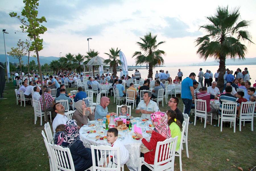 GÖLCÜK, BAŞİSKELE VE KARAMÜRSEL ŞUBE  PERSONELİ İFTARDA BULUŞTU