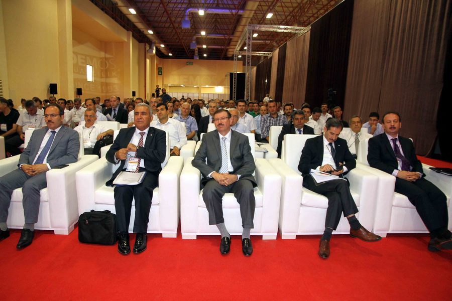 GENEL MÜDÜR İLHAN BAYRAM, SU KAYIP VE KAÇAKLARI TÜRKİYE FORUMUNDA VİZYON ÇİZDİ