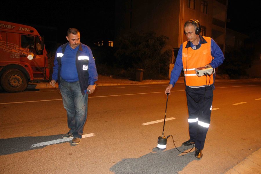 İÇMESUYU FİZİKİ KAÇAKLARI İÇİN GECE TARAMASI YAPILIYOR
