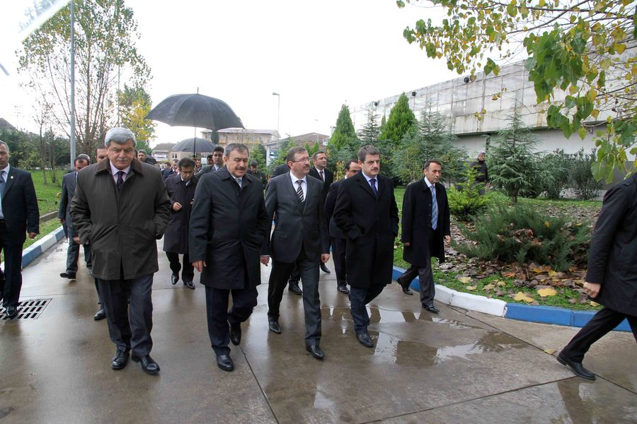 ORMAN VE SU İŞLERİ BAKANI PROF.DR. VEYSEL EROĞLU, “GERİ KAZANIM TESİSİ TÜRKİYE’YE ÖRNEK BİR PROJE”