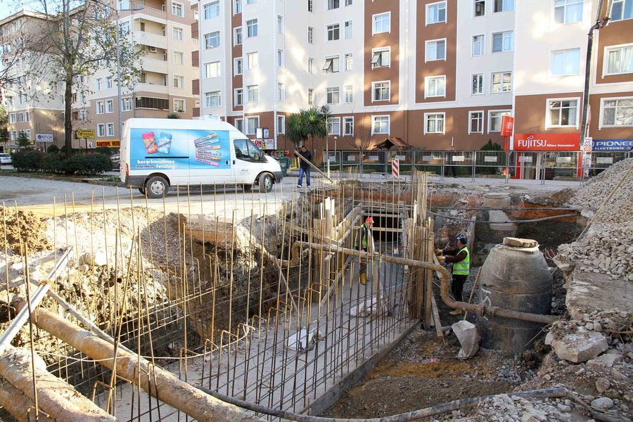 İZMİT KADIKÖY MAHALLESİ’NDE  2,8 KM YAĞMURSUYU VE KANALİZASYON  HATTI