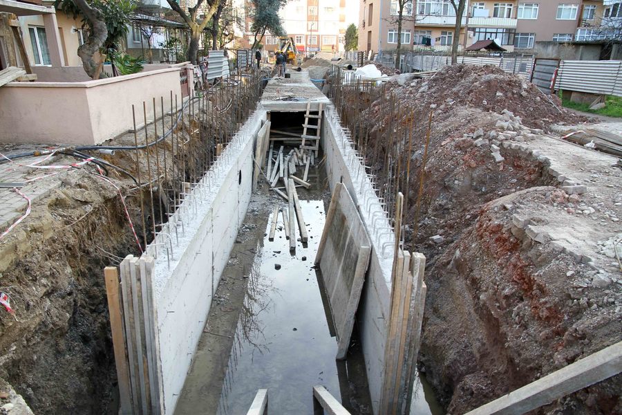 İZMİT KADIKÖY MAHALLESİ’NDE  2,8 KM YAĞMURSUYU VE KANALİZASYON  HATTI