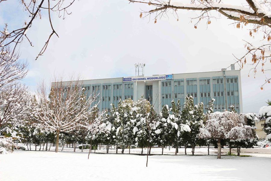 KAR YAĞIŞI KARTPOSTALLIK MANZARALAR OLUŞTURDU