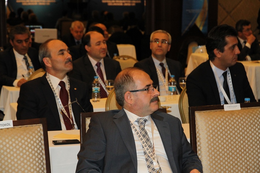 AKILLI SU YÖNETİMİ SEMPOZYUMU DEVAM EDİYOR